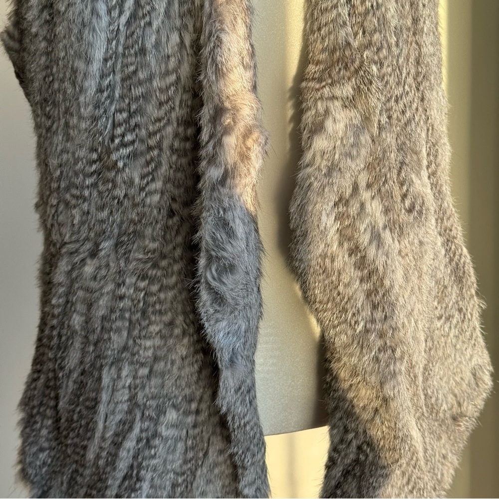 Genuine rabbit fur and wool vest size S - Picture 5 of 9